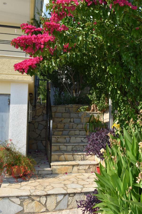 J&B Rooms Dhërmi Εξωτερικό φωτογραφία